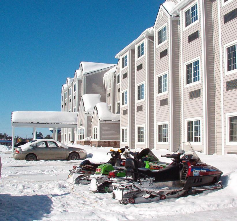 Parry Sound Inn And Suites Eksteriør billede